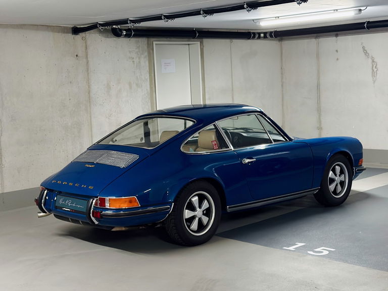Porsche 911 E