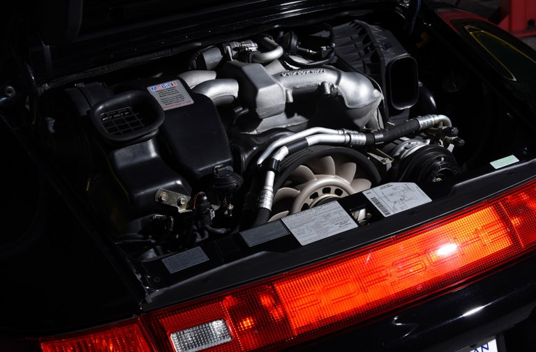 Porsche 993 Carrera 4S