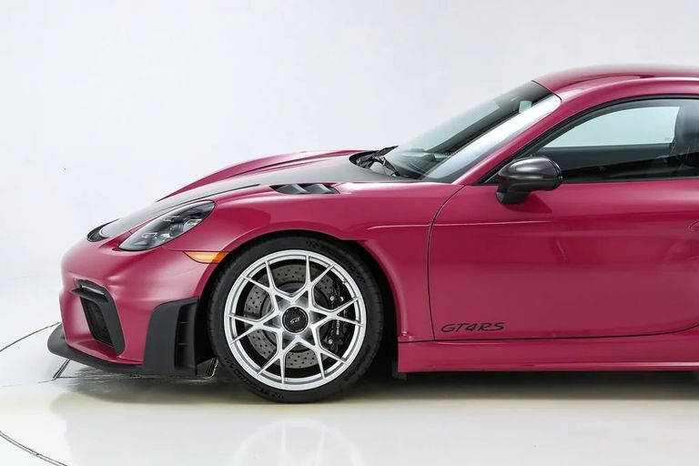 Porsche 718 Cayman GT4 RS