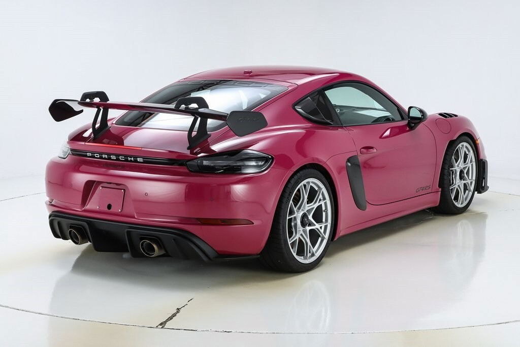 Porsche 718 Cayman GT4 RS