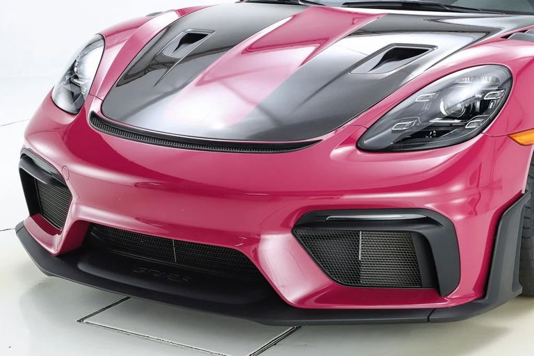 Porsche 718 Cayman GT4 RS