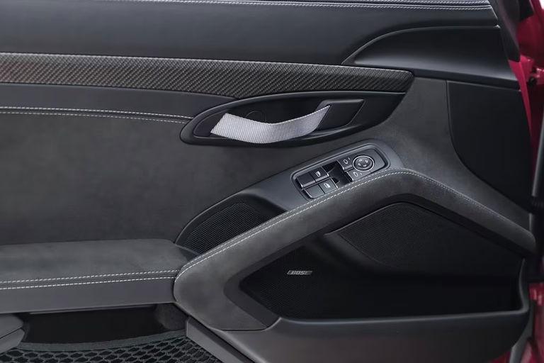 Porsche 718 Cayman GT4 RS