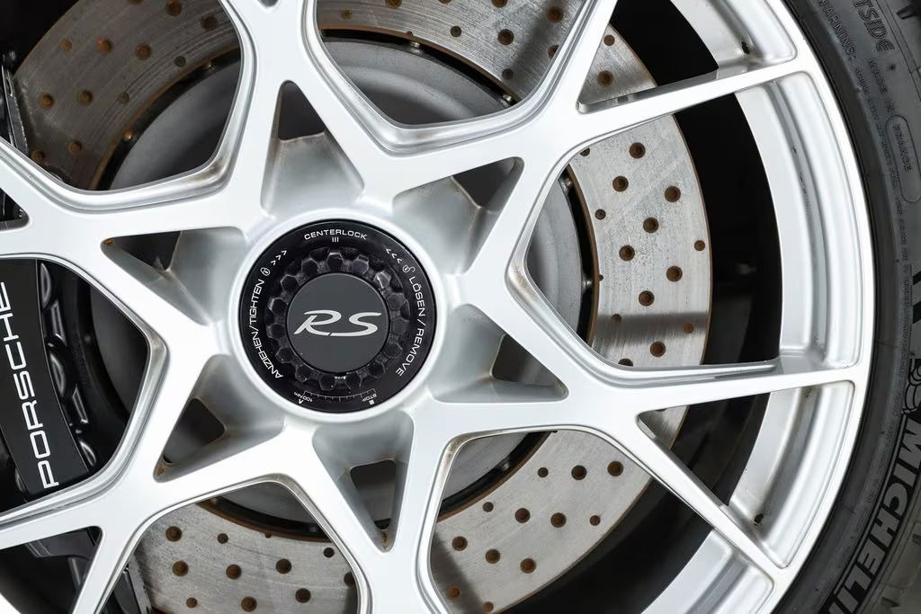 Porsche 718 Cayman GT4 RS