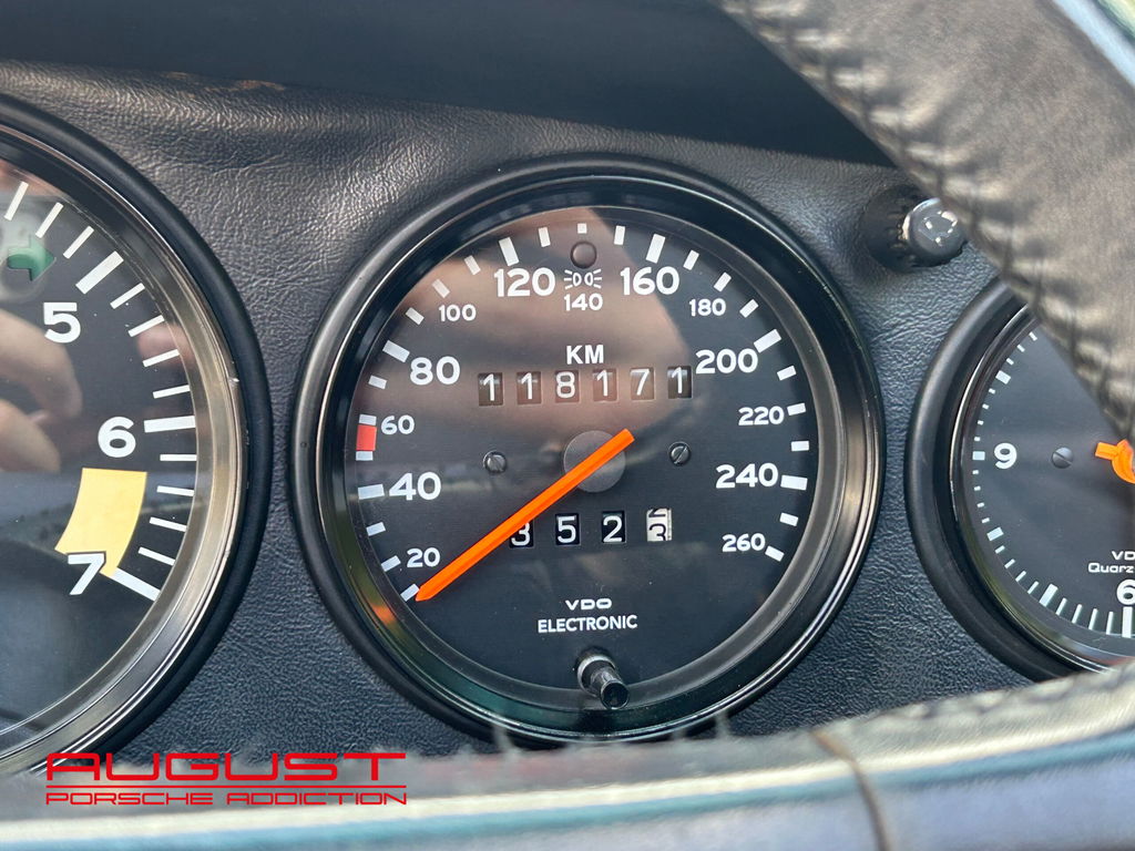 Porsche 911 Carrera 3.2 WTL