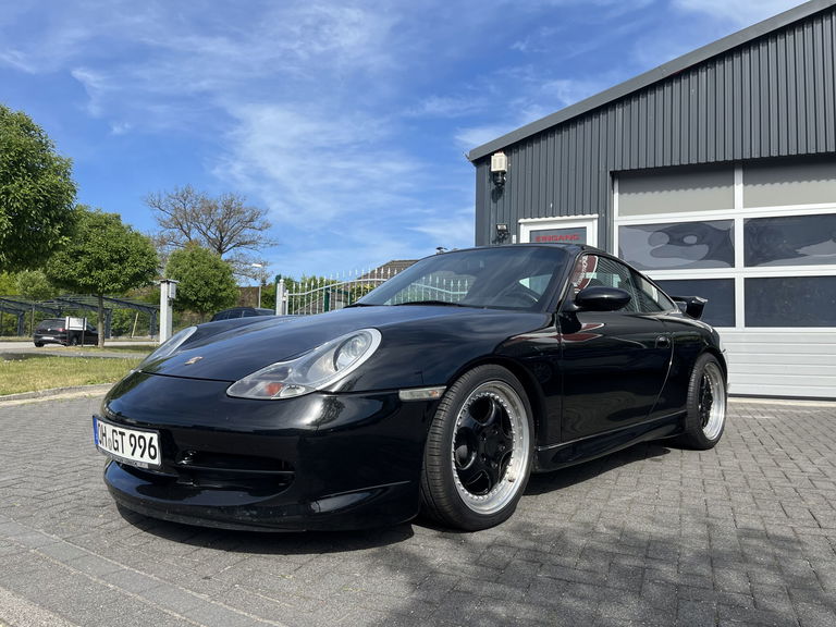 Porsche 996 Carrera