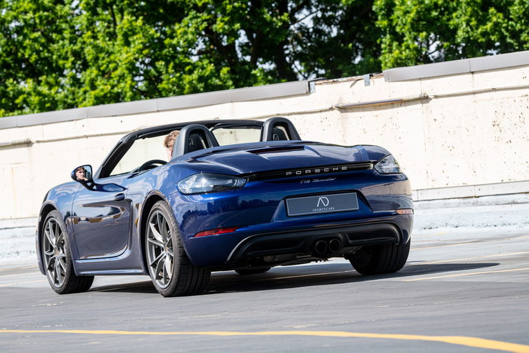 Porsche 718 Boxster