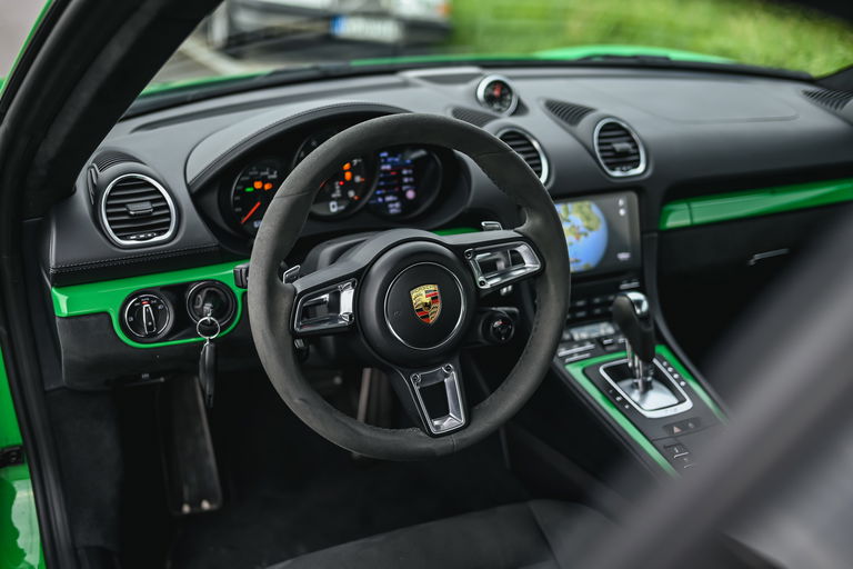 Porsche 718 Cayman GTS 4.0