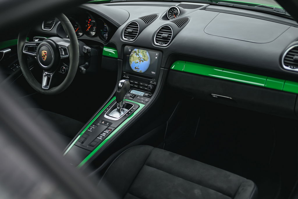 Porsche 718 Cayman GTS 4.0