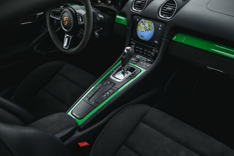 Porsche 718 Cayman GTS 4.0