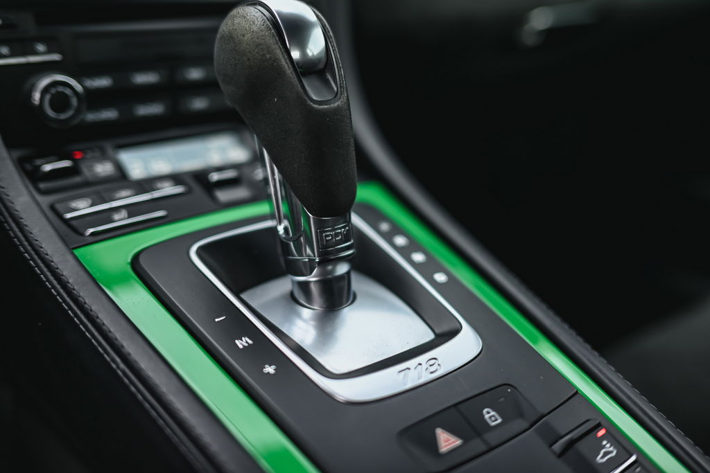 Porsche 718 Cayman GTS 4.0