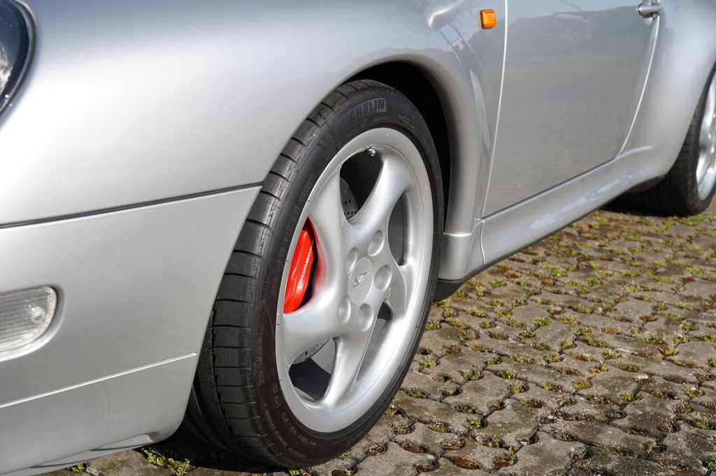 Porsche 993 Carrera 4S