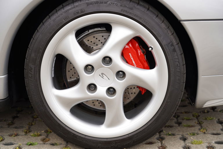 Porsche 993 Carrera 4S