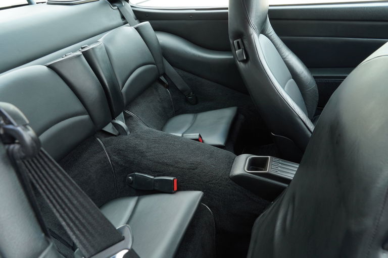 Porsche 993 Carrera 4S