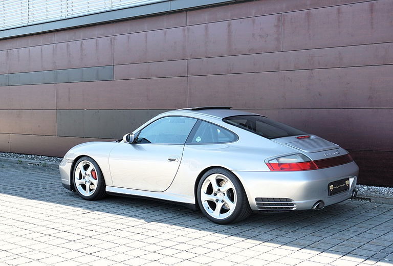 Porsche 996 Carrera 4S