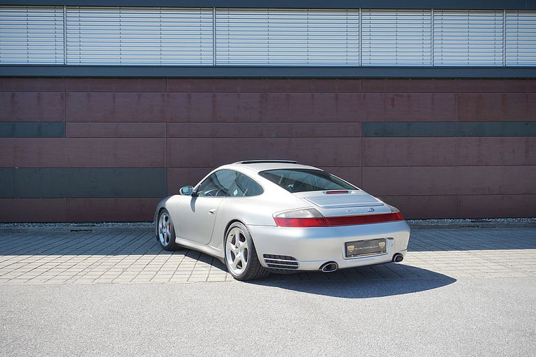Porsche 996 Carrera 4S