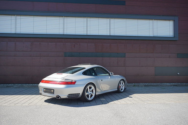 Porsche 996 Carrera 4S