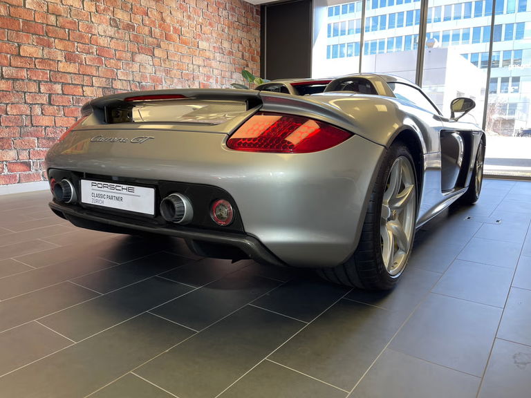 Porsche Carrera GT