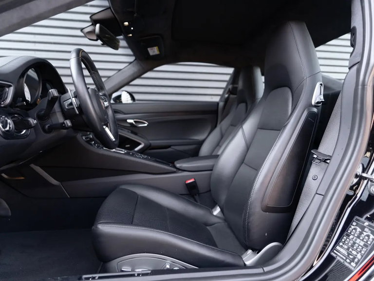 Porsche 991.2 Carrera 4 GTS