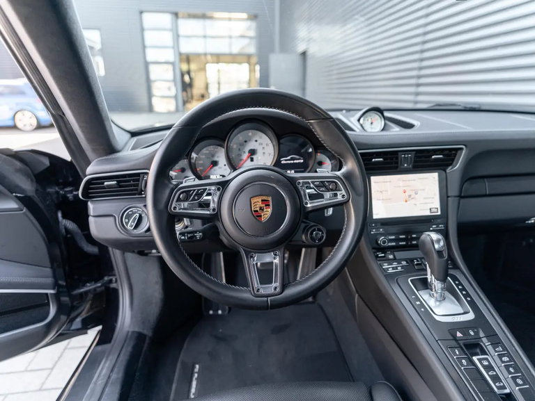 Porsche 991.2 Carrera 4 GTS