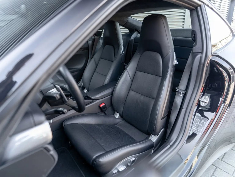 Porsche 991.2 Carrera 4 GTS