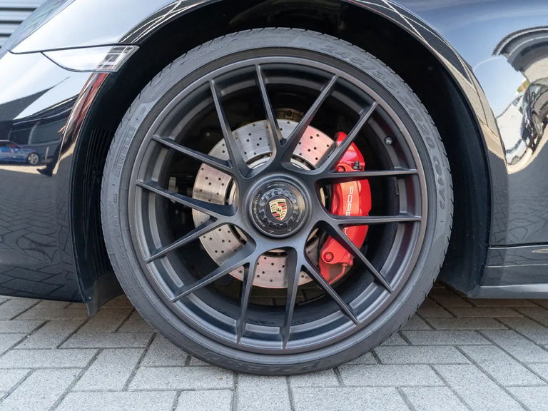 Porsche 991.2 Carrera 4 GTS