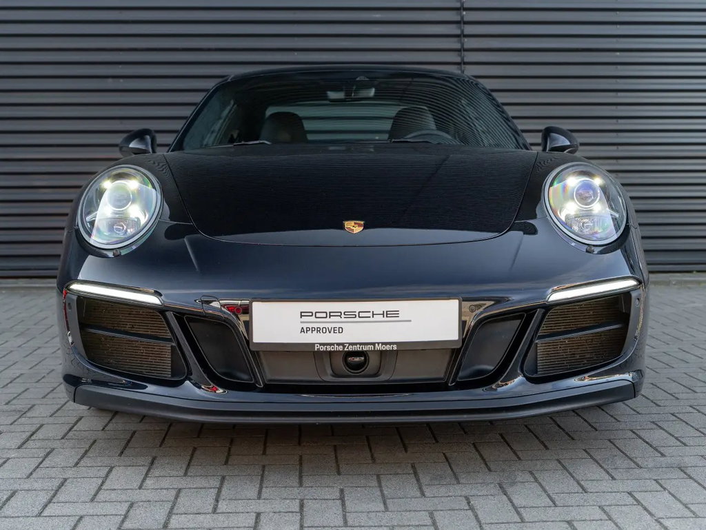 Porsche 991.2 Carrera 4 GTS