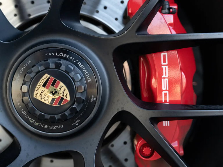 Porsche 991.2 Carrera 4 GTS