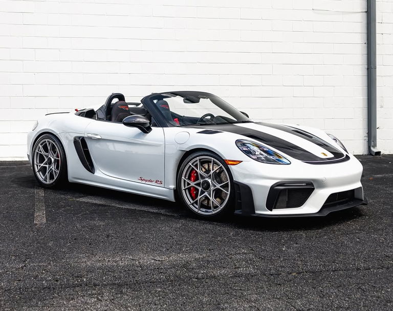 Porsche 718 Spyder RS