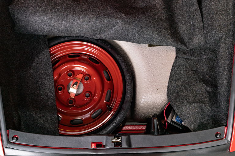 Porsche 911 Carrera 3.2 (US)