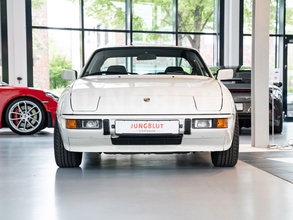 Porsche 924 S