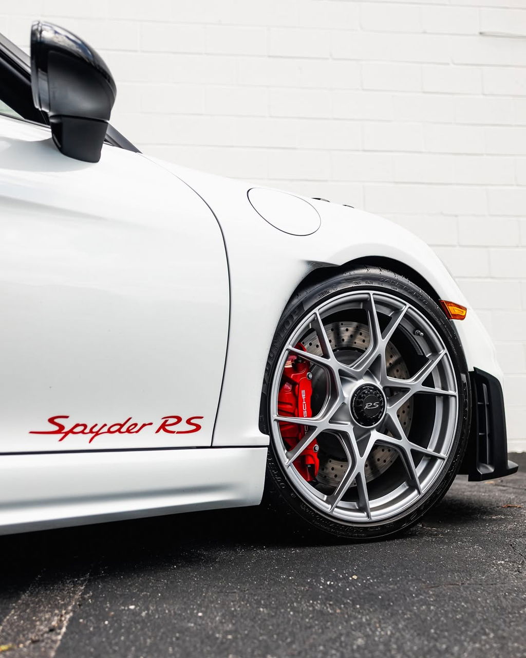 Porsche 718 Spyder RS