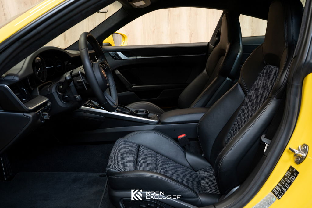 Porsche 992 Carrera S