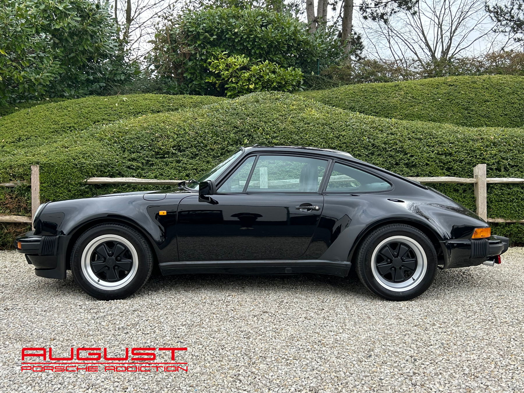 Porsche 911 Carrera 3.2 WTL 1985 - elferspot.com