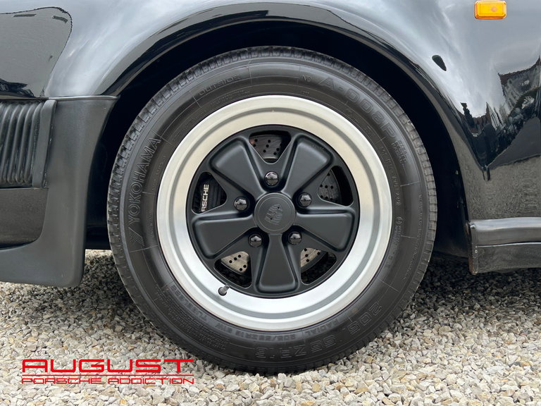 Porsche 911 Carrera 3.2 WTL