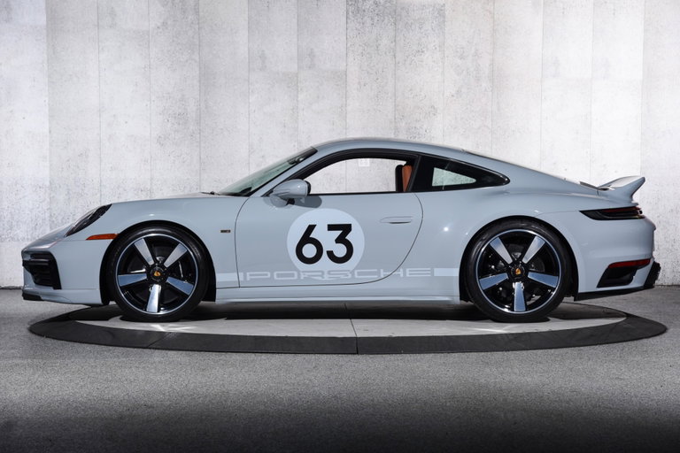 Porsche 992 Sport Classic