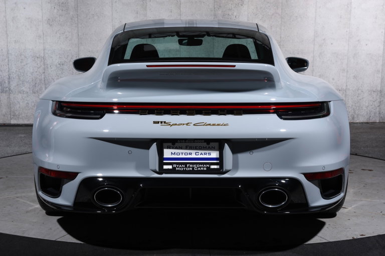 Porsche 992 Sport Classic