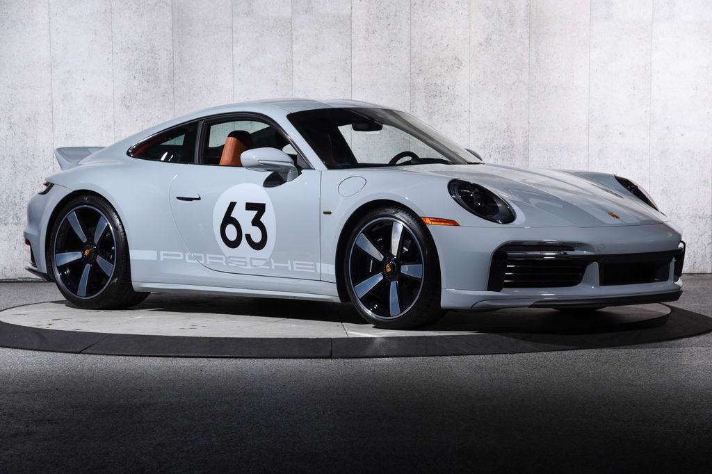 Porsche 992 Sport Classic