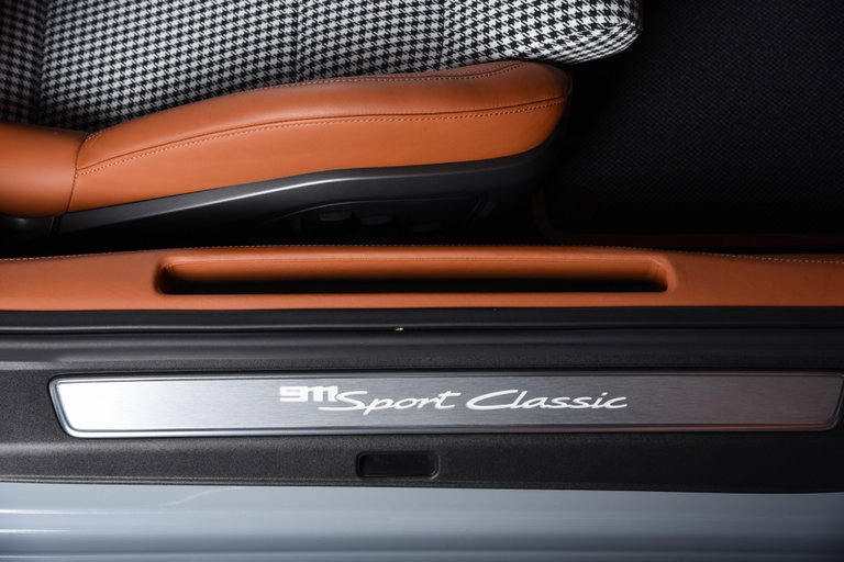 Porsche 992 Sport Classic
