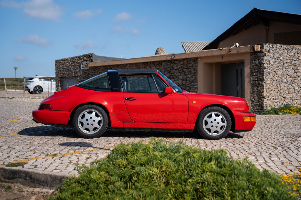 Porsche 964 Carrera 4