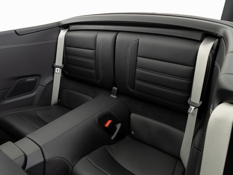 Porsche 992.2 Carrera 4 GTS