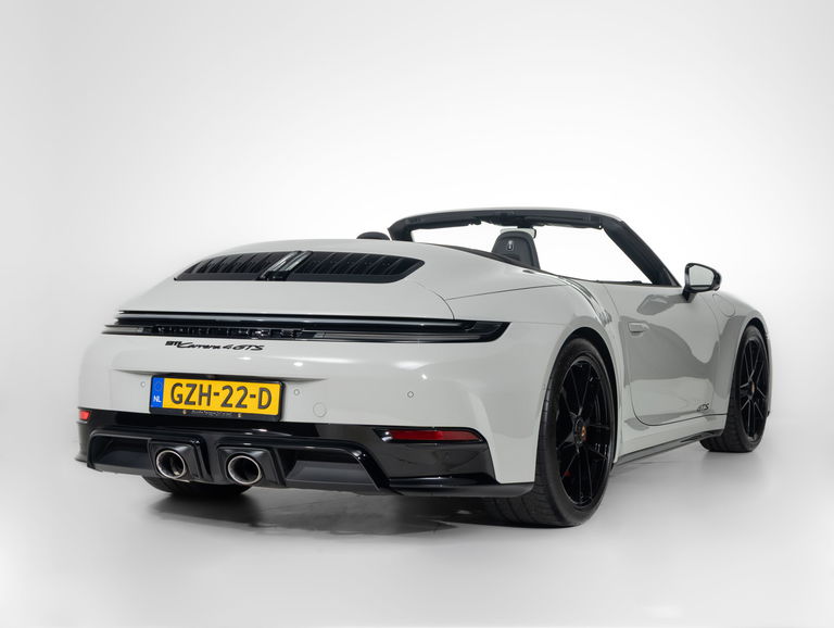 Porsche 992.2 Carrera 4 GTS