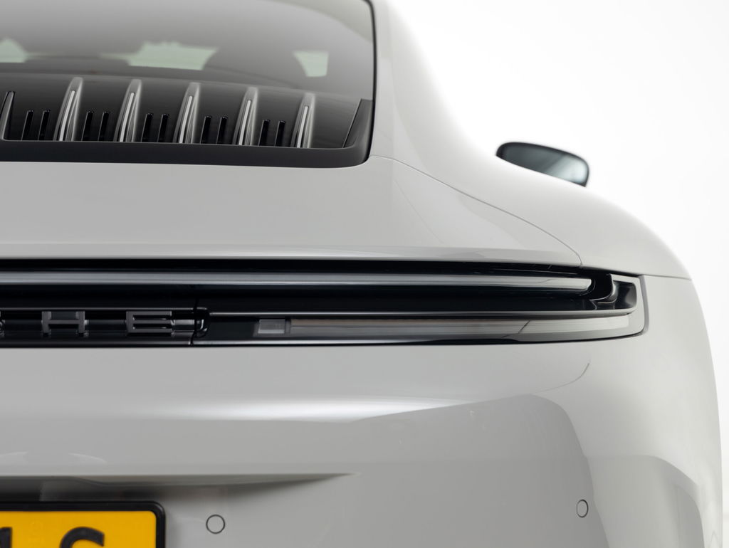 Porsche 992.2 Carrera 4 GTS