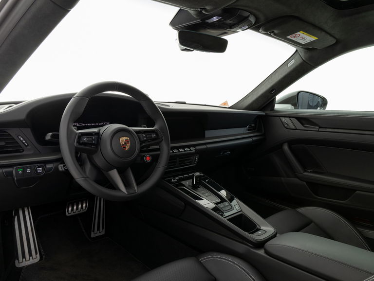 Porsche 992.2 Carrera 4 GTS