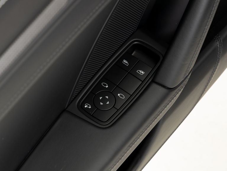 Porsche 992.2 Carrera 4 GTS