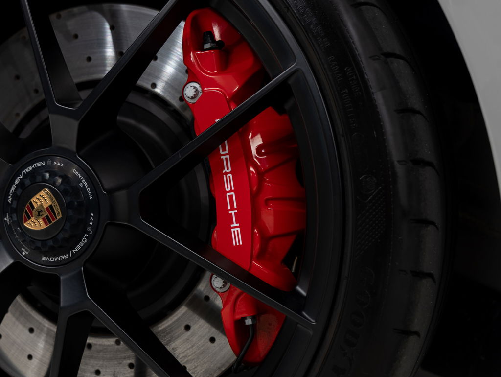 Porsche 992.2 Carrera 4 GTS