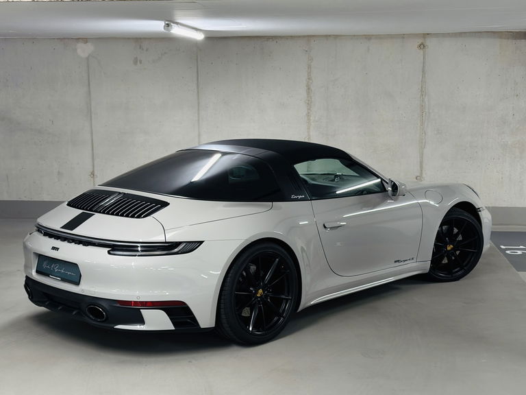 Porsche 992 Targa 4S