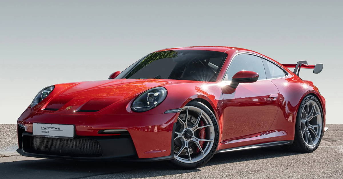 Porsche 992 GT3 2021 - elferspot.com - Marketplace for Porsche