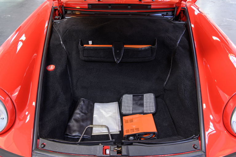 Porsche 964 Carrera 4