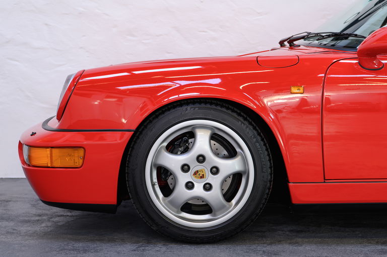 Porsche 964 Carrera 4