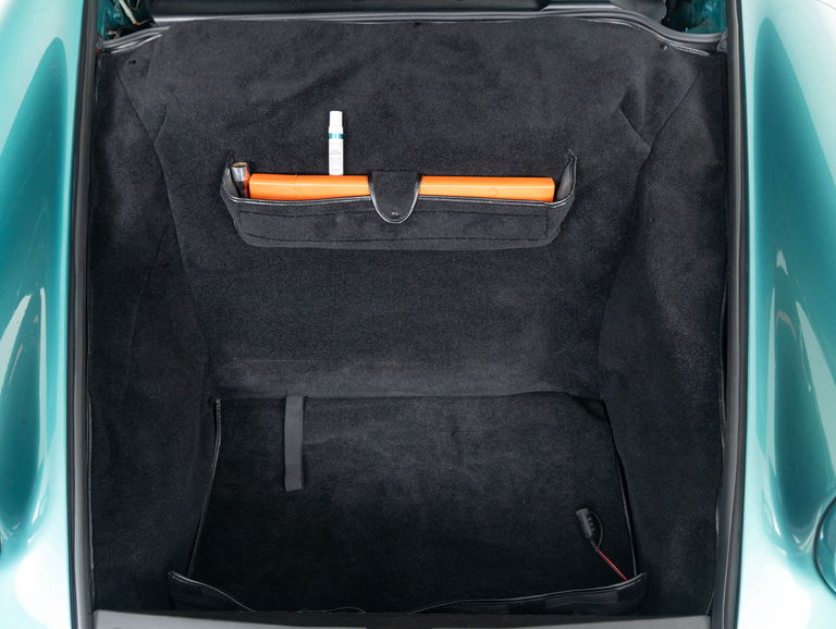 Porsche 964 Carrera 2 Speedster